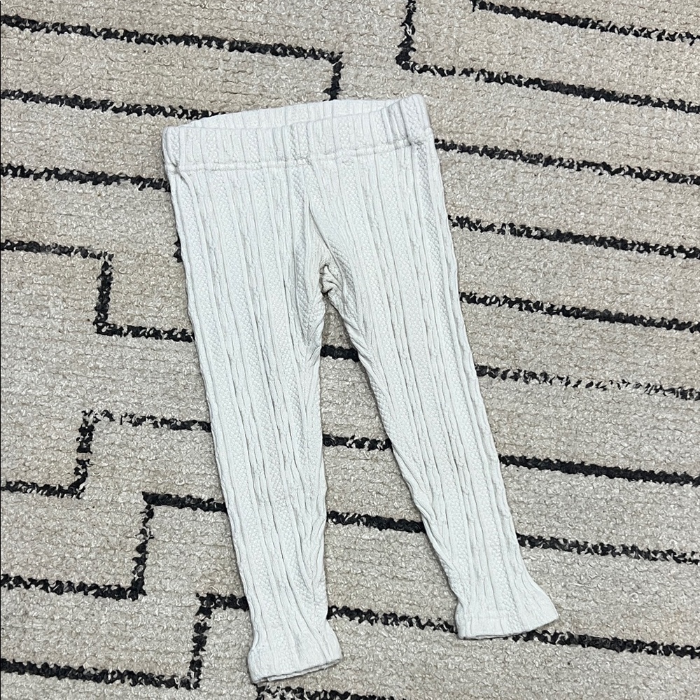 Tucker + Tate White Cable Knit Leggings